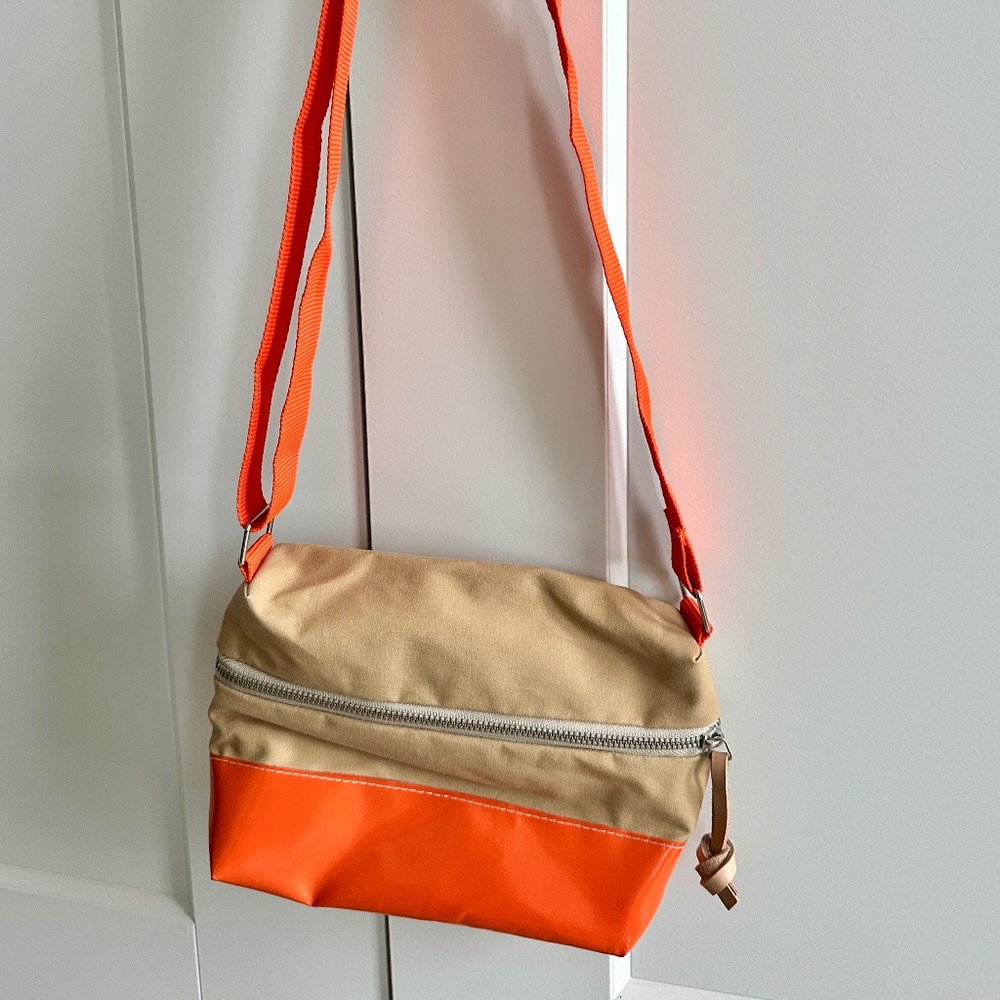 Koda Amsterdam Small Beige and Orange Crossbody